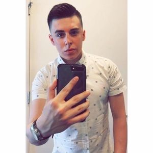 Meet your Posher, Christopher